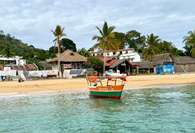 Trzy Wyspy na Madagaskarze - Nosy Komba Nosy Tanikely Nosy Sakatia
